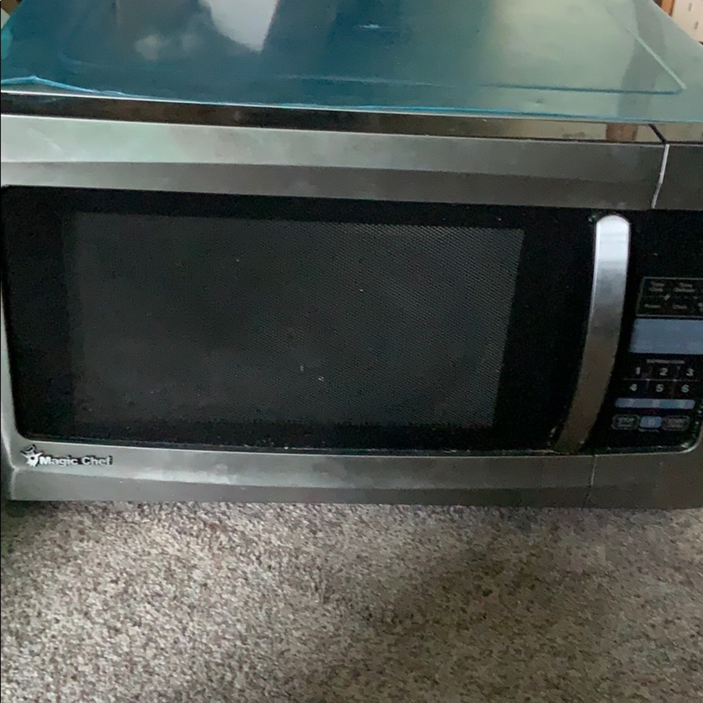 Magic chef new microwave